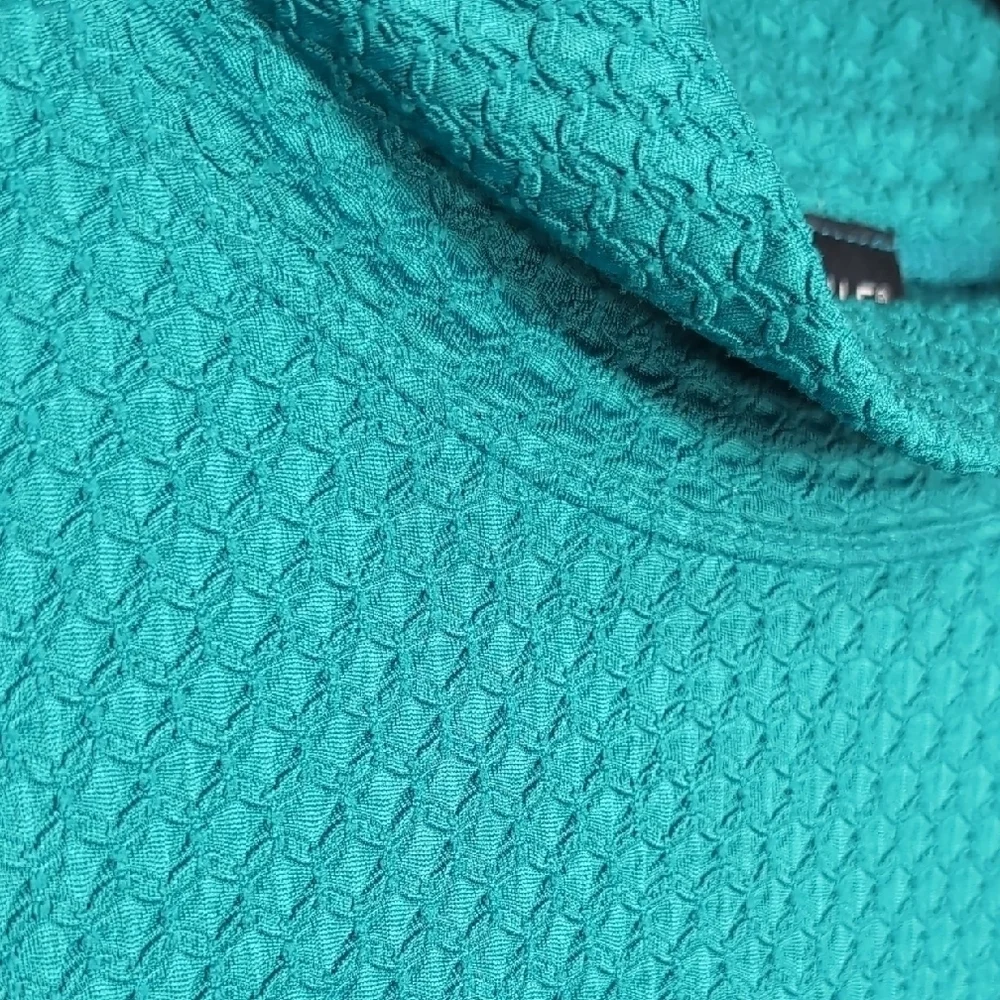 Dialogue | Vintage Teal Textured Stretchy Cowl Neck Top with 3/4 Sleeves Size L - Picture 6 of 8